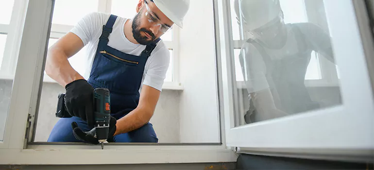 Replace Broken Window Pane in Apopka, FL